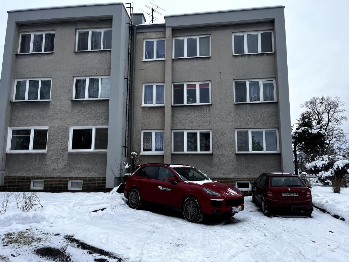 Ubytovanie Demaenova 3Izb 5Osob Sauna - Cube '69 Липтовски-Микулаш Экстерьер фото